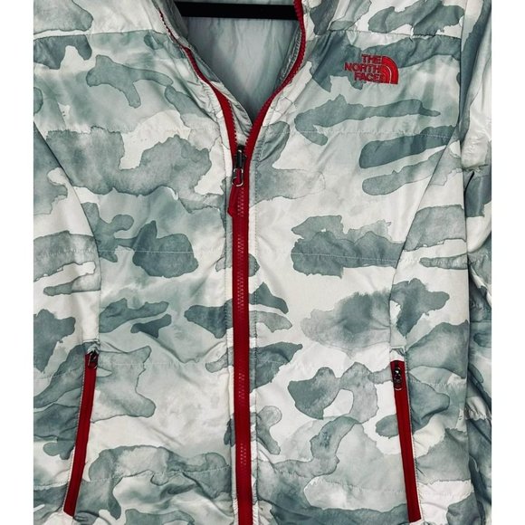 North Face Jacket Puffer Gray & White Camo Zippered Pockets Woman’s Size Medium - Picture 3 of 9